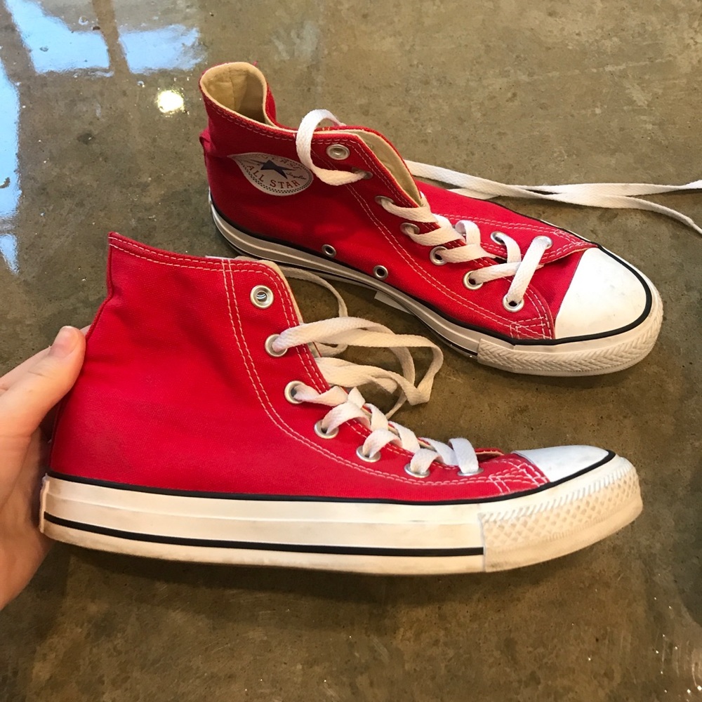 Red converse